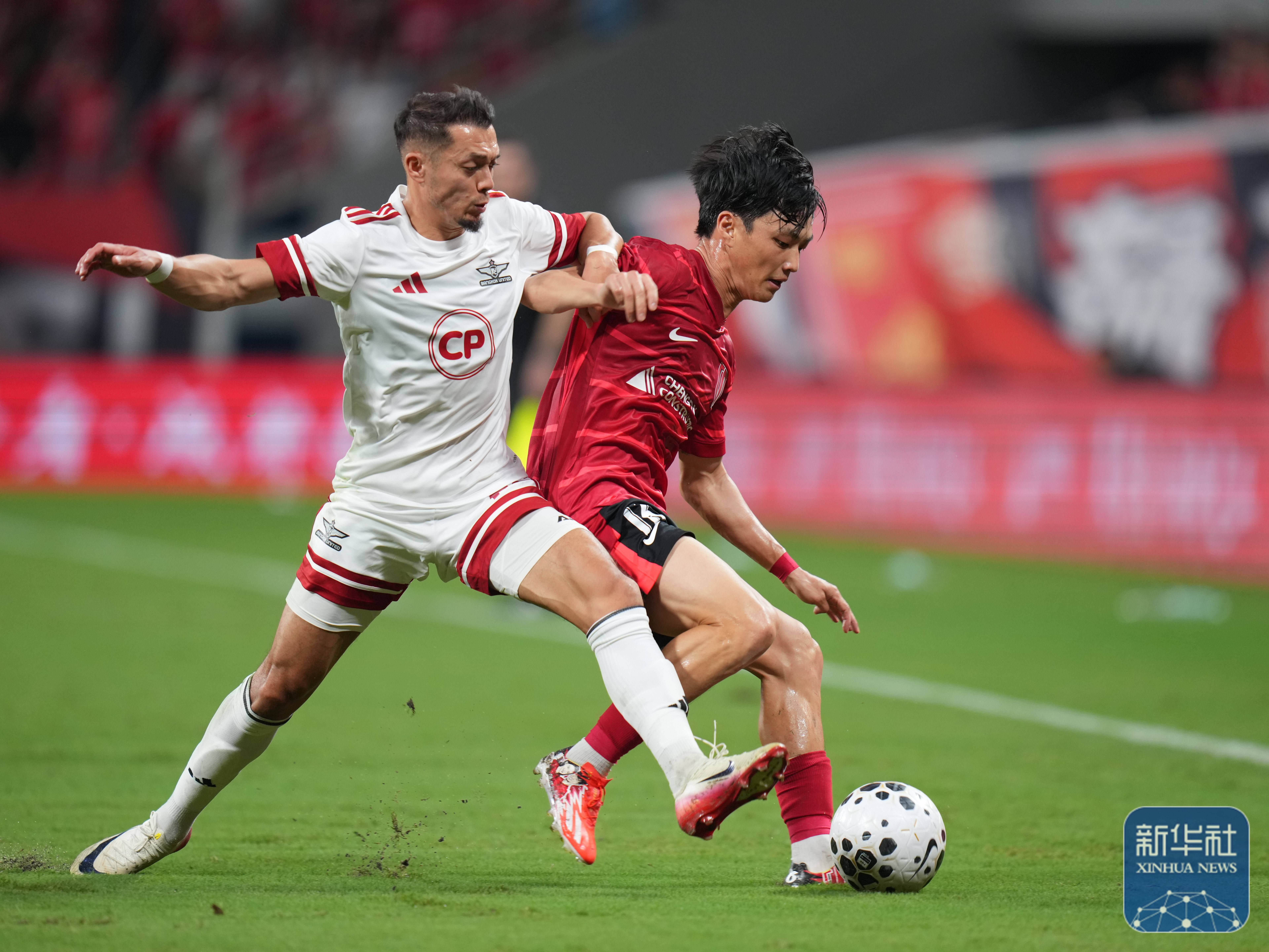 开云中国-成都蓉城发布备战花絮，国际比赛日防线松动，NBA常规赛任务艰巨，数据趋势出现新变化的简单介绍